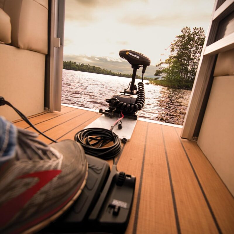 Minn Kota 1358472 PowerDrive 70 lb Thrust Bow-Mount Trolling Motor with Dual Spectrum CHIRP Sonar, Micro Remote, 60″ Shaft, Freshwater - Image 8